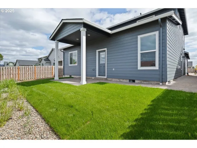 $695,000 | 1026 Sassafras Street, Independence, OR 97351