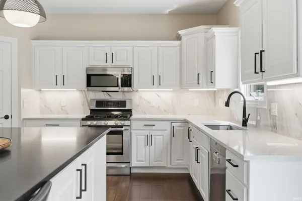 $399,900 | 13212 Winding Vine Run, Fort Wayne, IN 46845