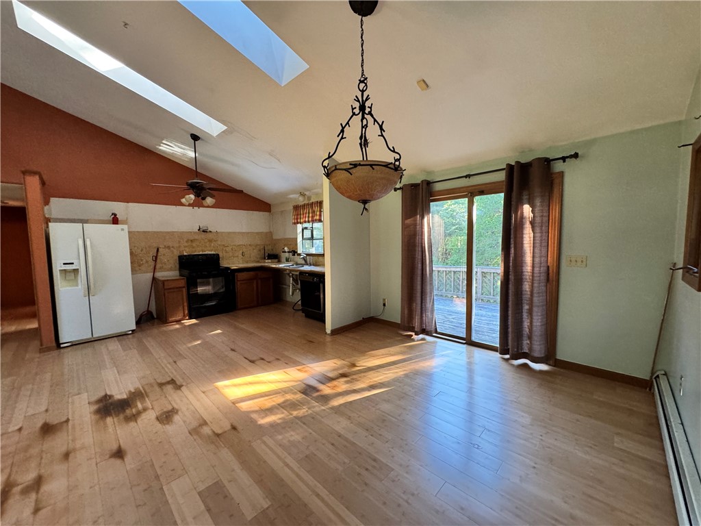 580 Weaver Hill Road Coventry, RI 02816 - Photo 11 of 21