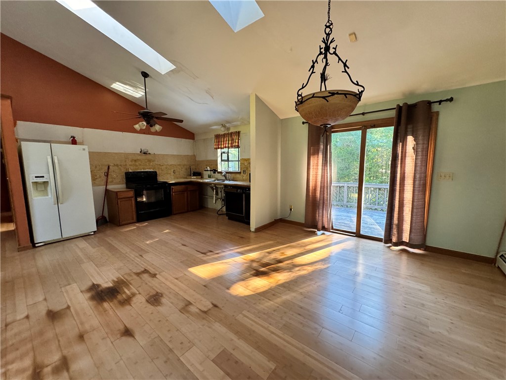 580 Weaver Hill Road Coventry, RI 02816 - Photo 17 of 21