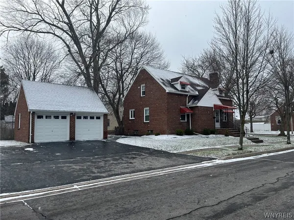 $189,900 | 36 Woodrow Road, Batavia City, NY 14020