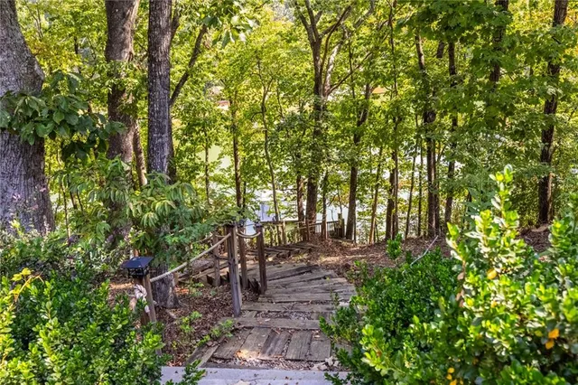 $975,000 | 2527 Venture Circle, Gainesville, GA 30506