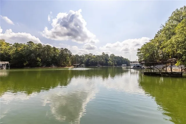 $975,000 | 2527 Venture Circle, Gainesville, GA 30506