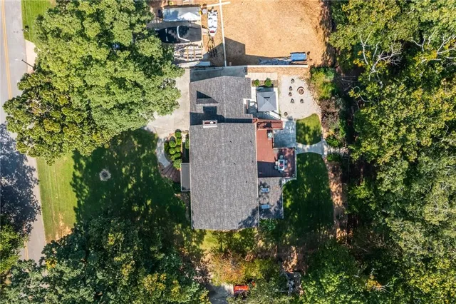 $975,000 | 2527 Venture Circle, Gainesville, GA 30506