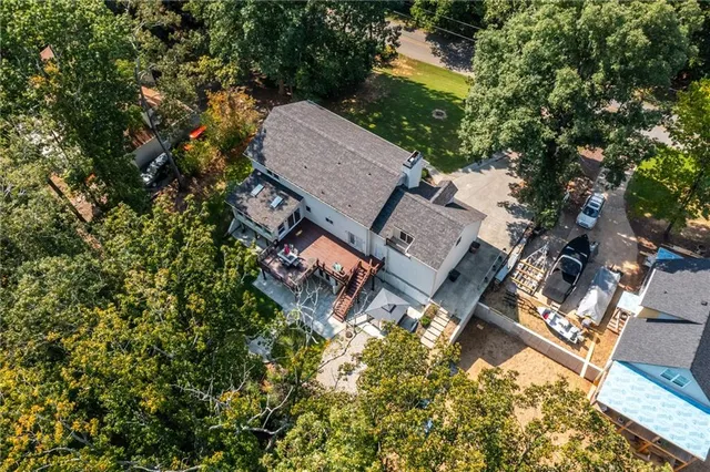 $975,000 | 2527 Venture Circle, Gainesville, GA 30506