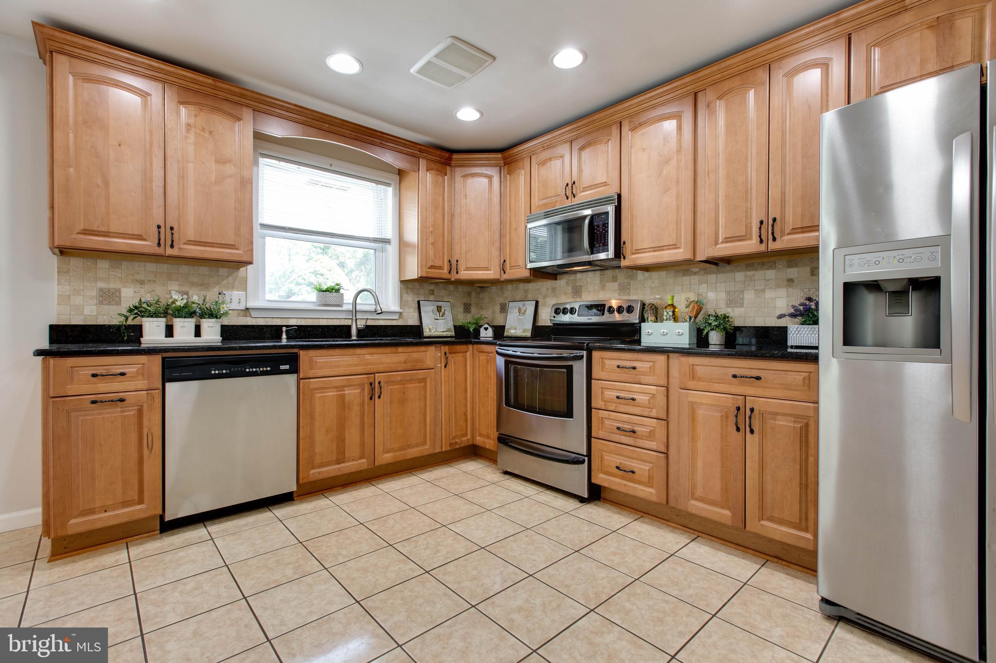 10810 Hunting Lane Columbia, MD 21044 - Photo 15 of 43