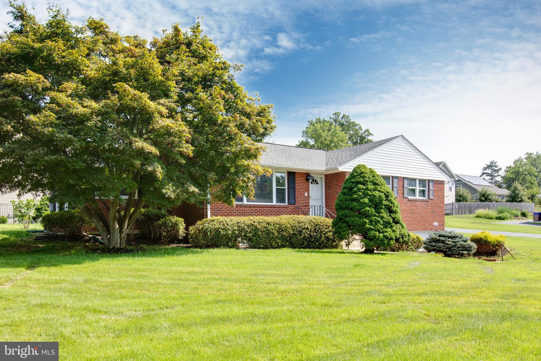 10810 Hunting Lane Columbia, MD 21044 - Photo 2 of 43