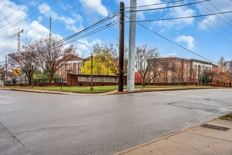 $1,700 | 1504 18th Avenue South, Unit 304, Nashville, TN 37212