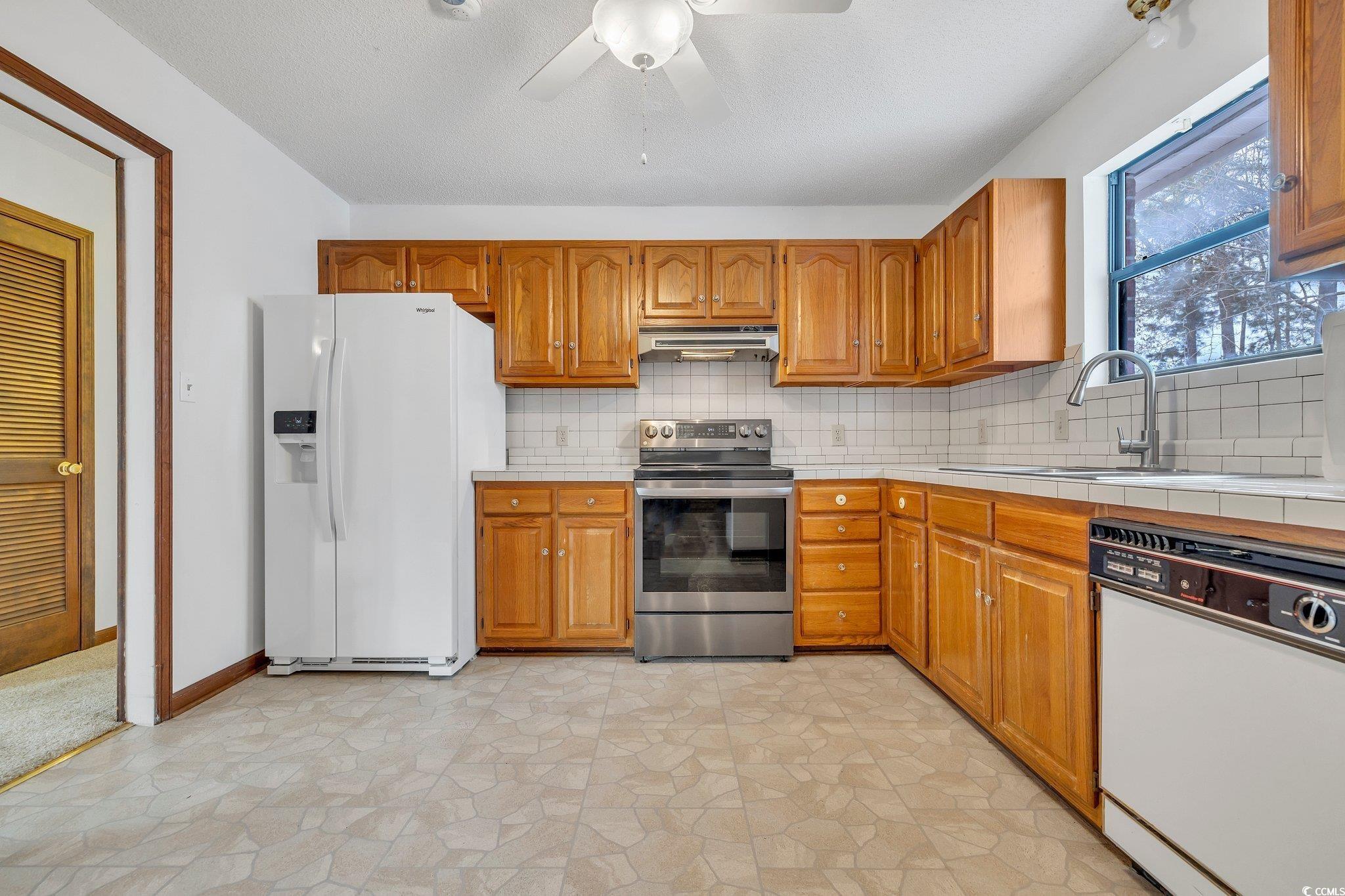 838 Sunfish Street Georgetown, SC 29440 - Photo 20 of 37 Gallery Image 20