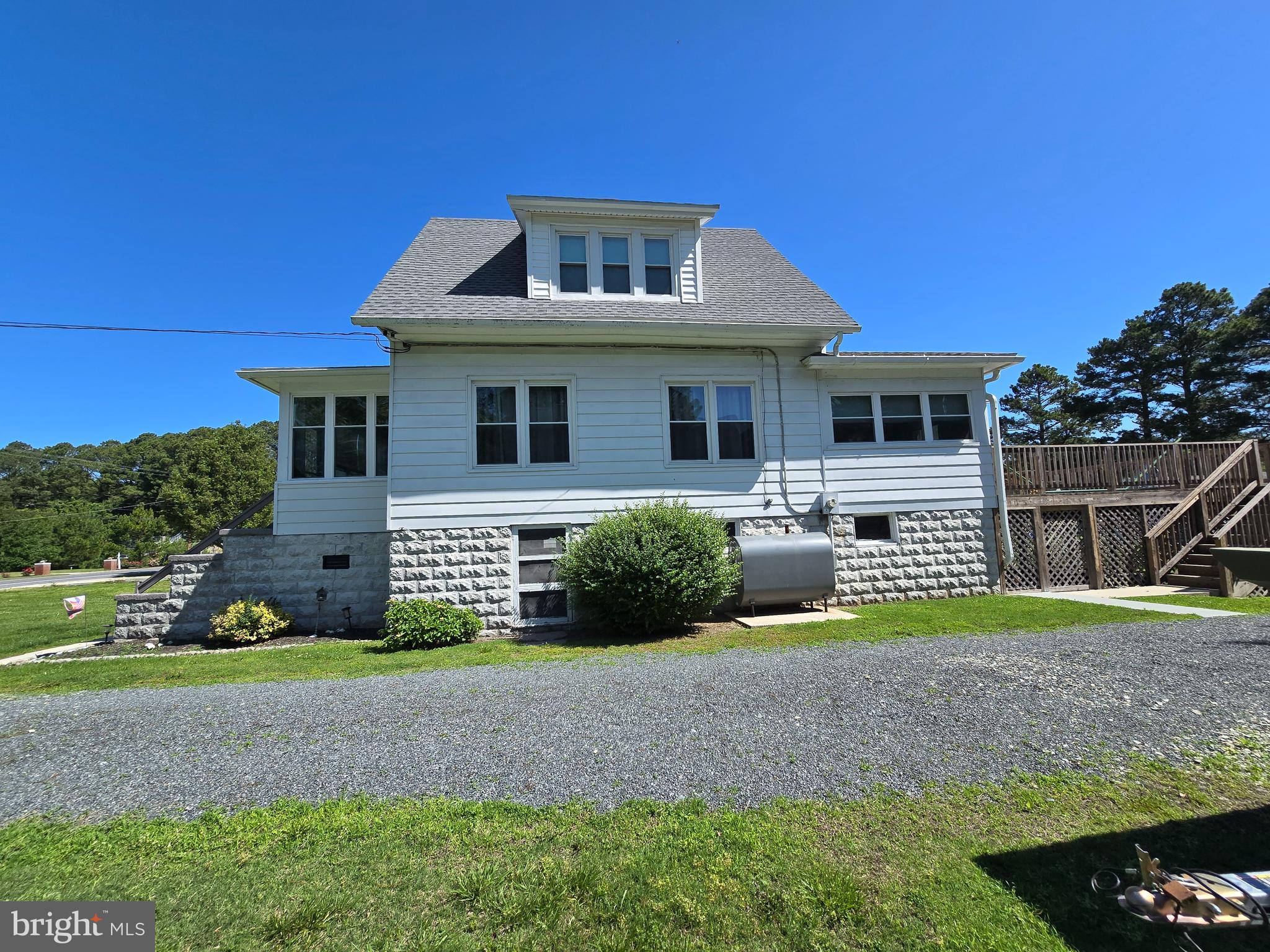 4113 Jacksonville Road Crisfield, MD 21817 - Photo 3 of 53