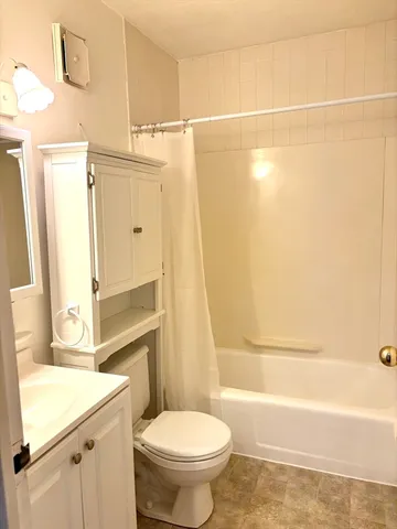 $2,550 | 67 Milliken Avenue, Unit 22B, Franklin, MA 02038