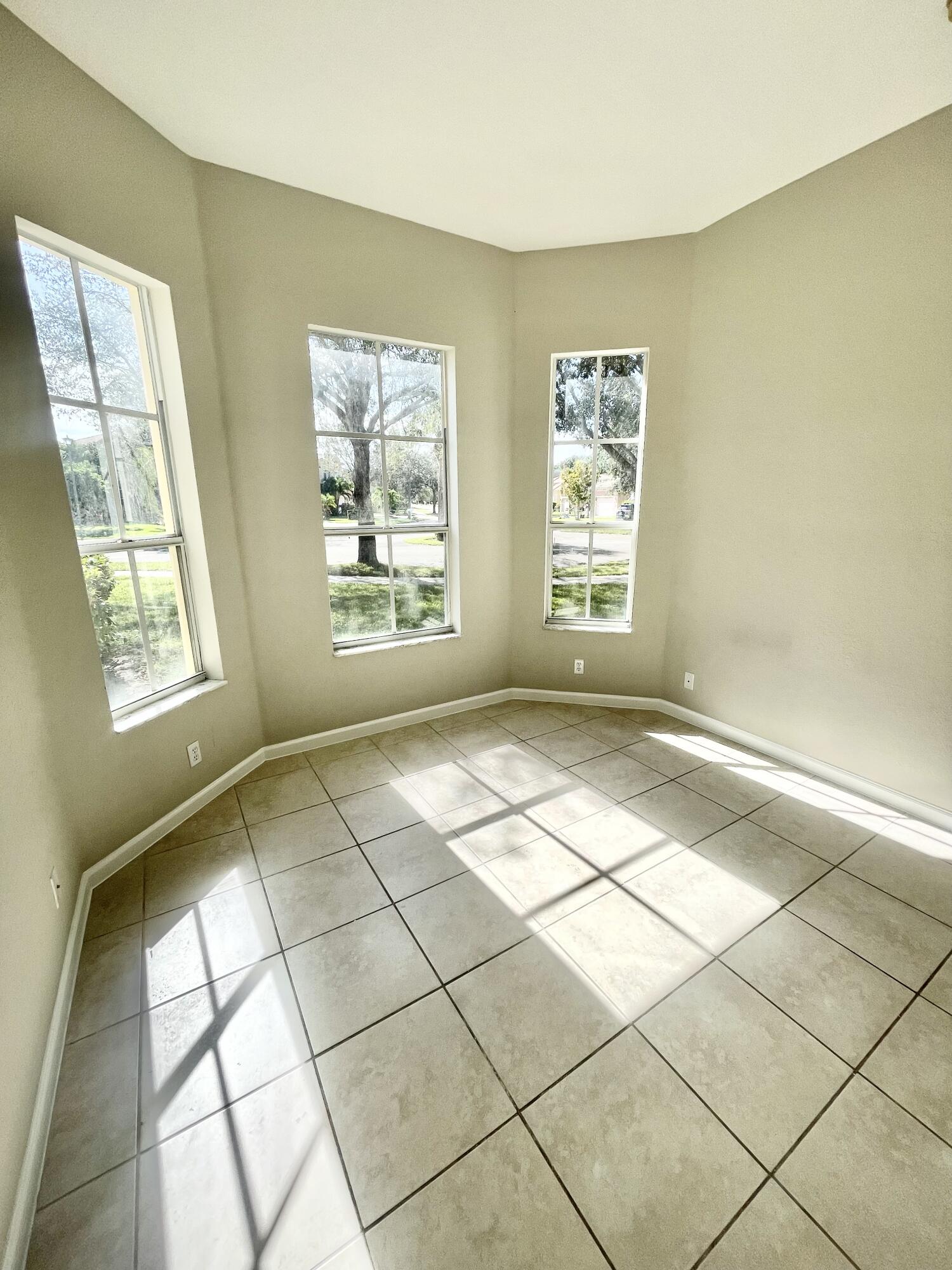 5801 Spanish River Road Fort Pierce, FL 34951 - Photo 14 of 45 IMG_3109