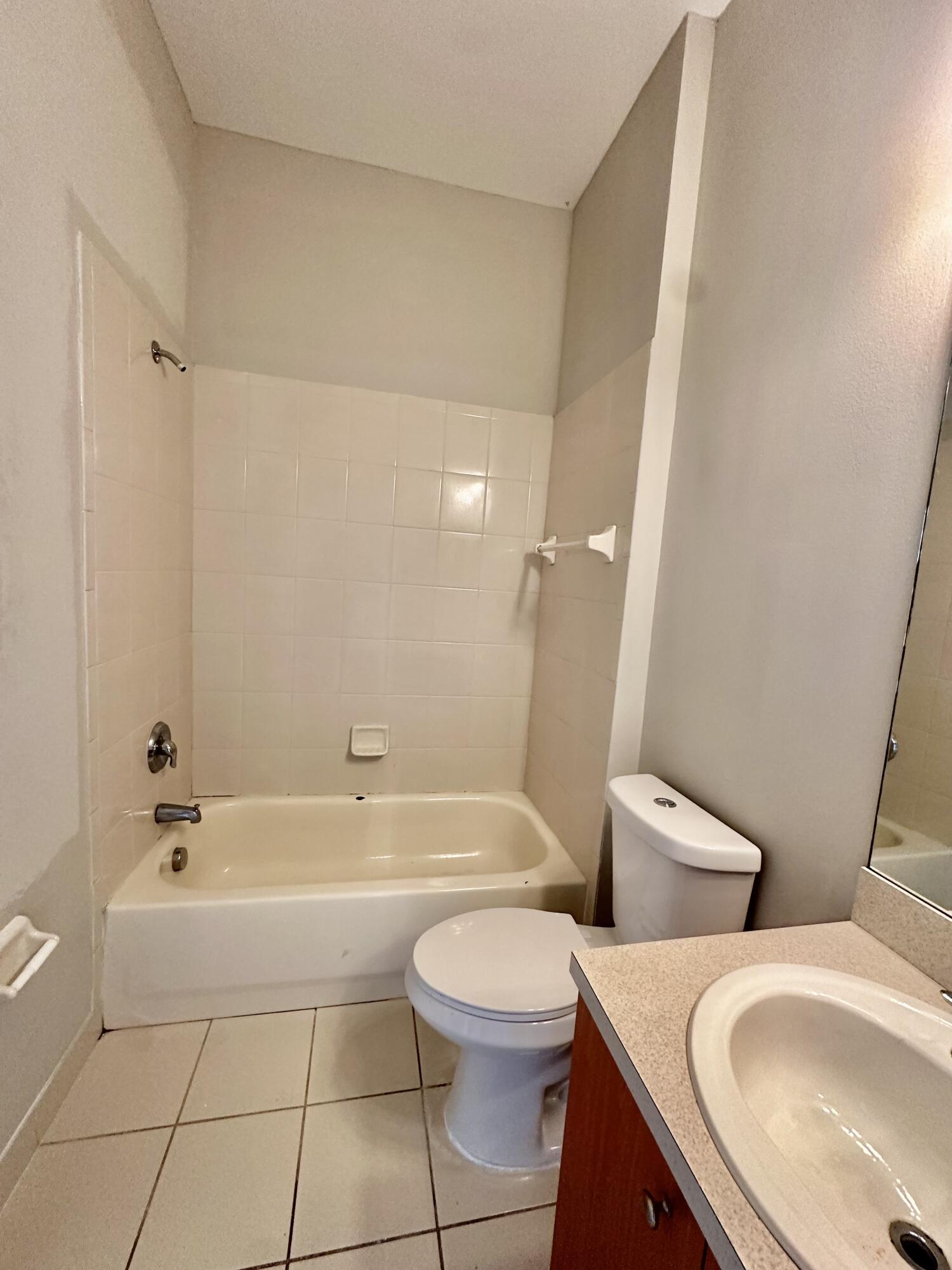 5801 Spanish River Road Fort Pierce, FL 34951 - Photo 27 of 45 IMG_3877 3