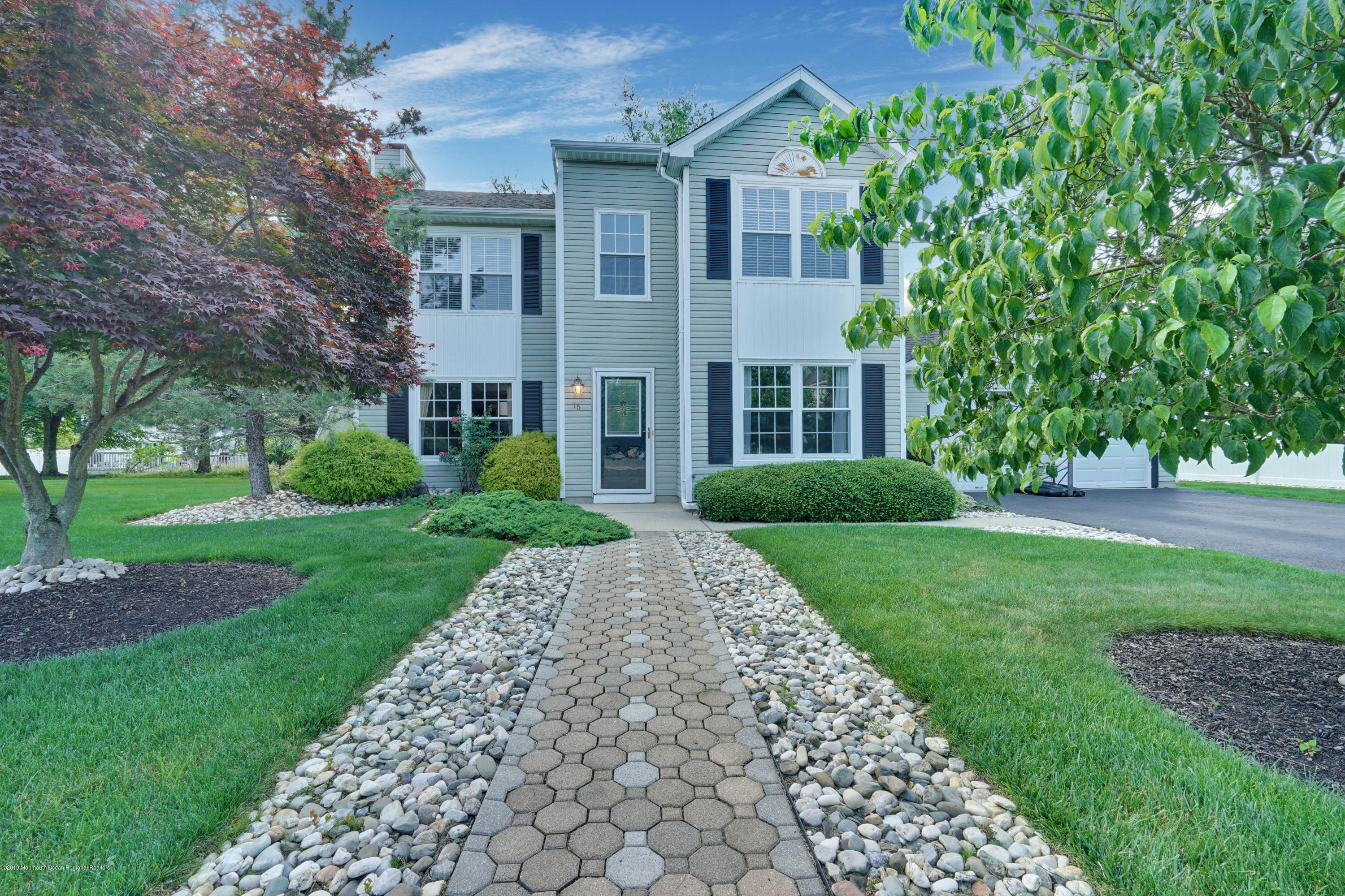 16 Shadow Ridge Court Howell, NJ 07731 - Photo 2 of 30 031_dsc00239-dsc00243