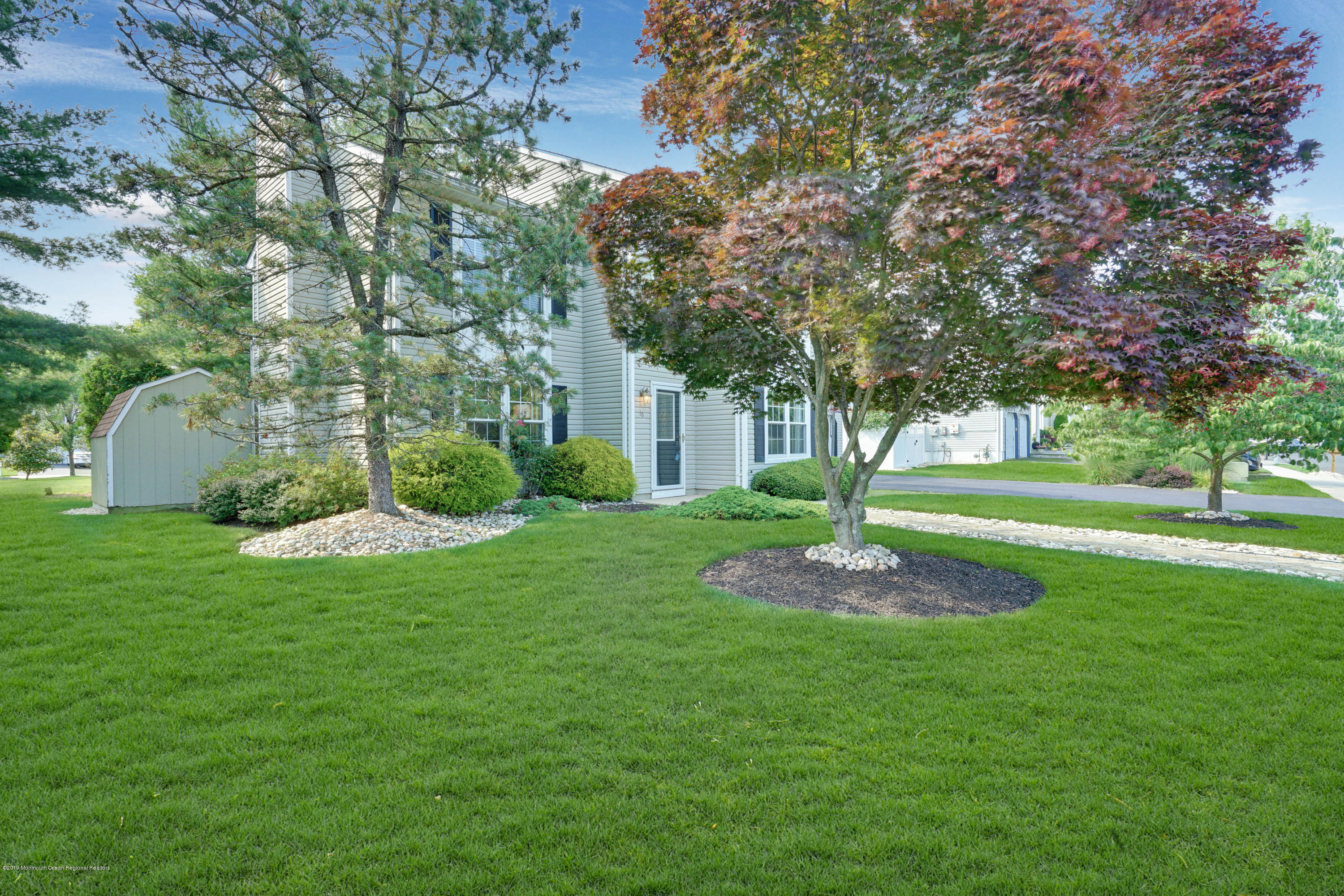 16 Shadow Ridge Court Howell, NJ 07731 - Photo 3 of 30 002_dsc00244-dsc00248_1