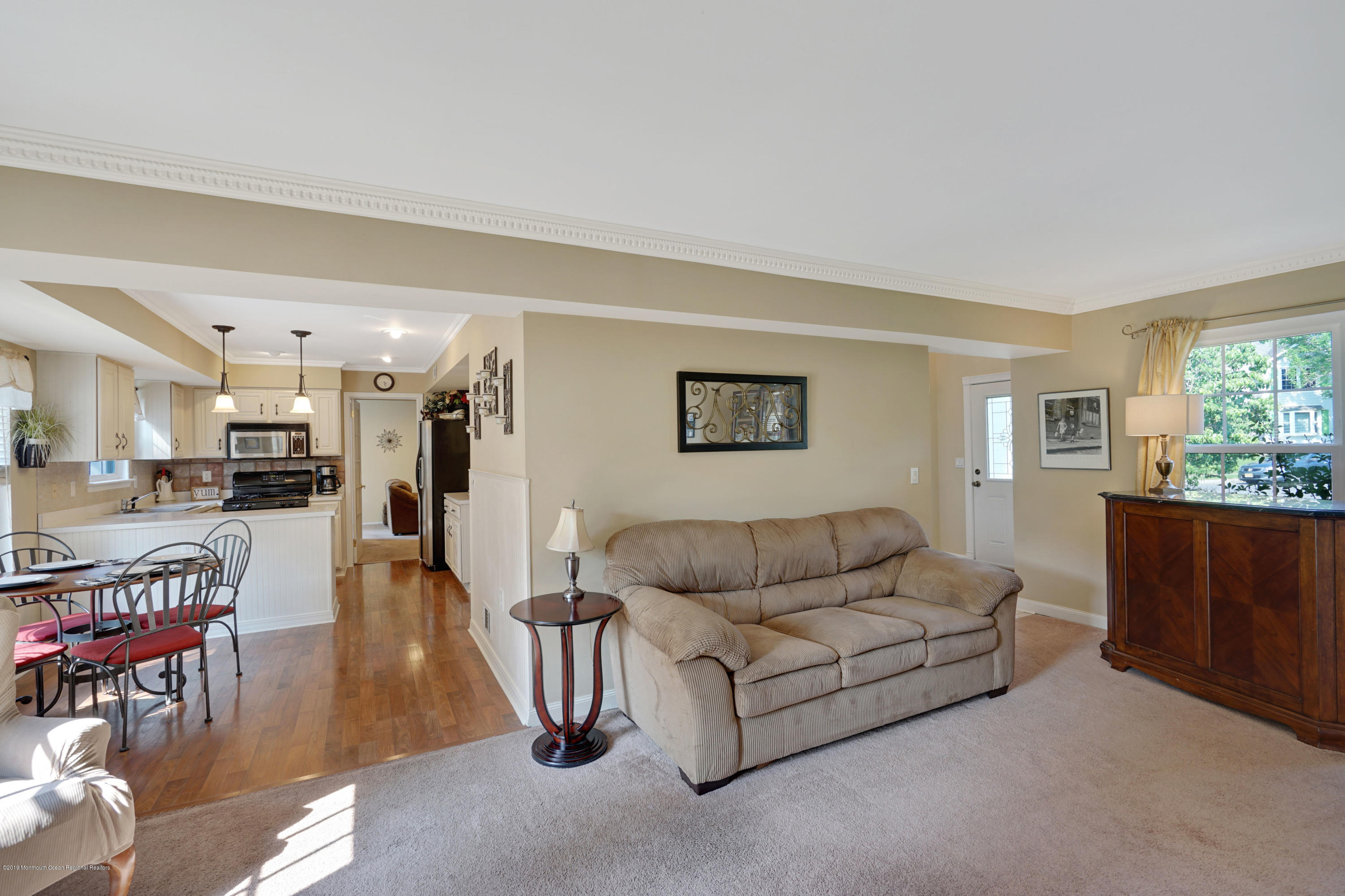 16 Shadow Ridge Court Howell, NJ 07731 - Photo 10 of 30 010_dsc00304-dsc00308