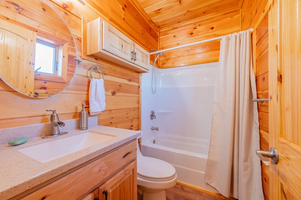 248 Falcon Ridge Road Fries, VA 24330 - Photo 40 of 99 Gallery Image 40