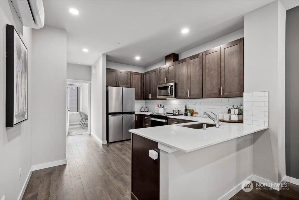1820 201st Place Southeast, Unit B3 Bothell, WA 98012 - Photo 5 of 19 Gallery Image 5
