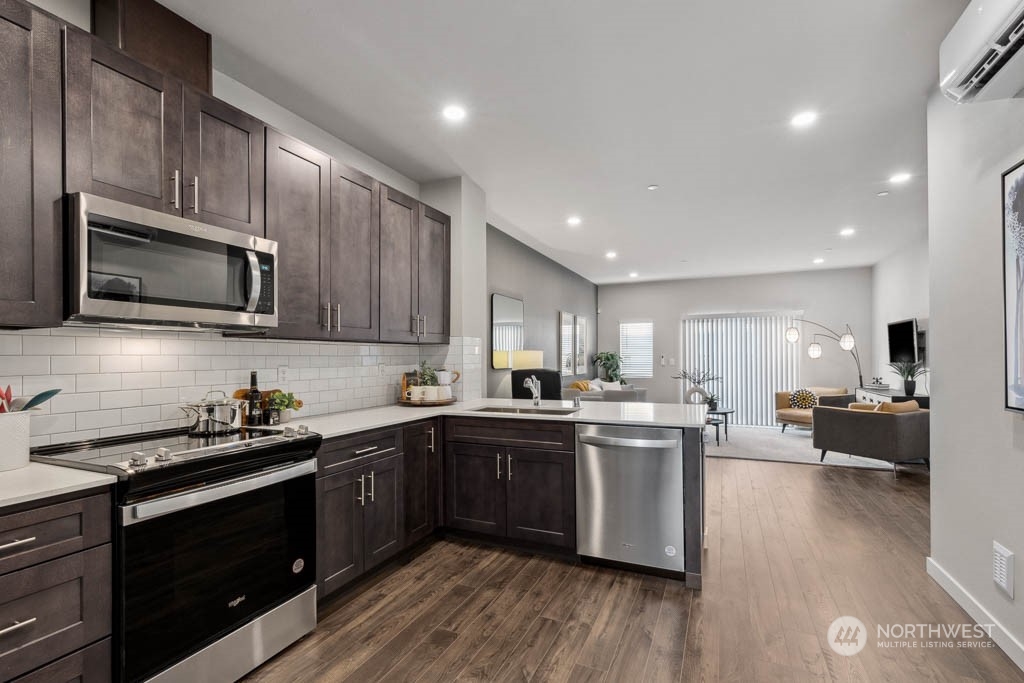 1820 201st Place Southeast, Unit B3 Bothell, WA 98012 - Photo 9 of 19 Gallery Image 9