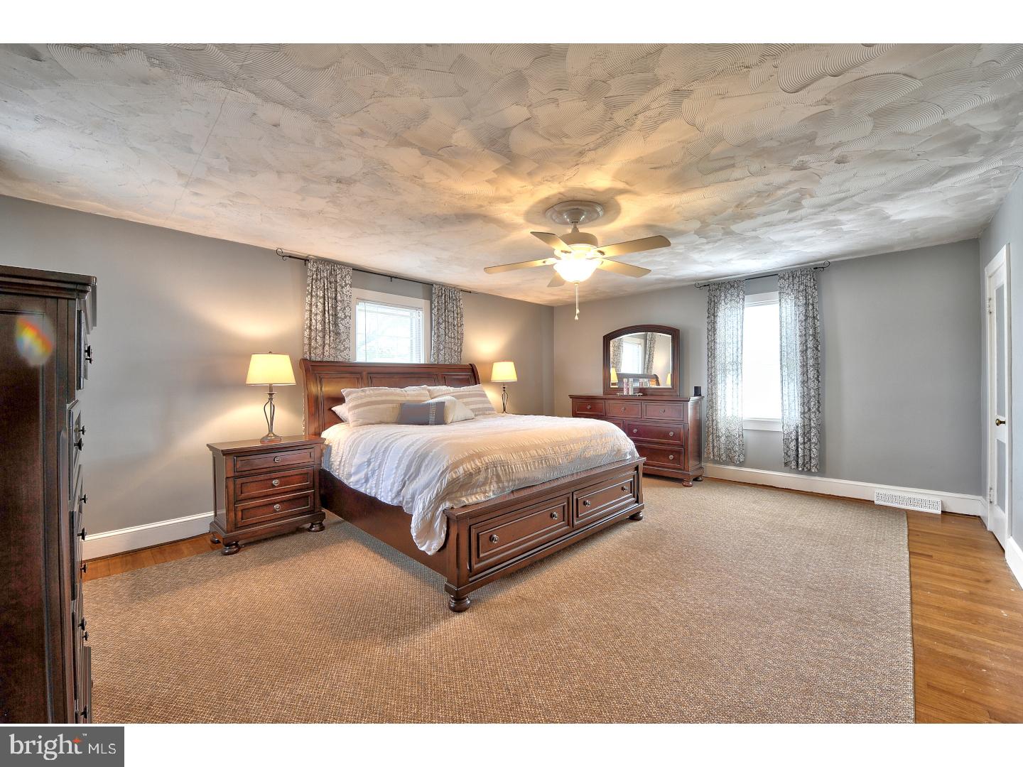 1015 Salem Road Burlington, NJ 08016 - Photo 16 of 25 Gallery Image 16