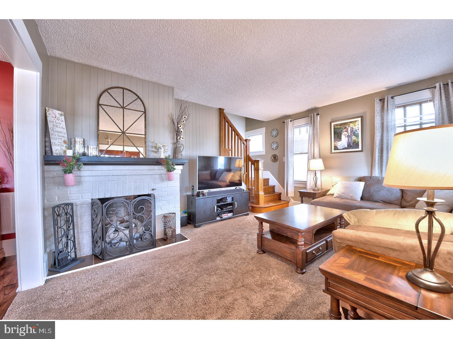 1015 Salem Road Burlington, NJ 08016 - Photo 4 of 25 Gallery Image 4