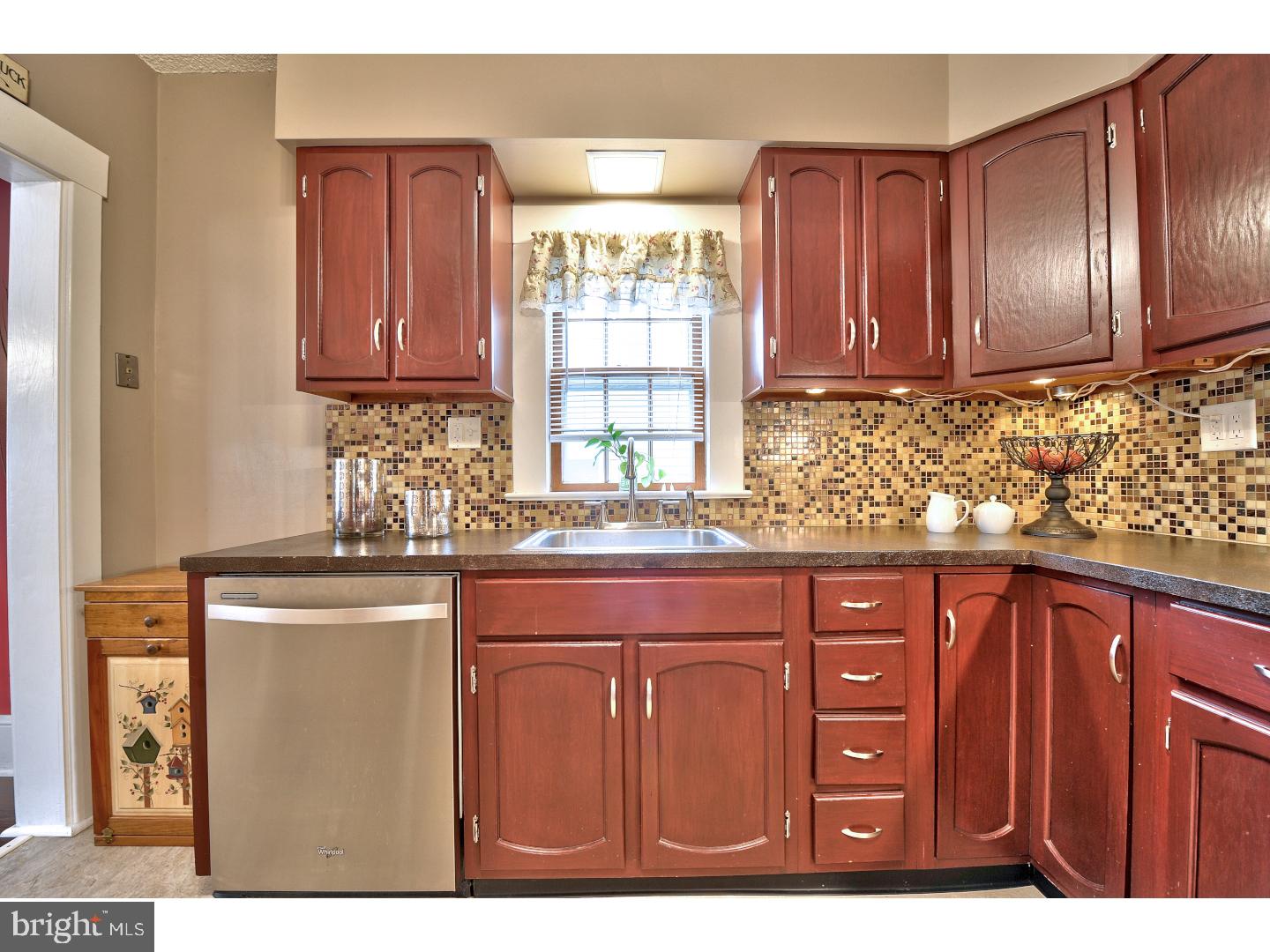 1015 Salem Road Burlington, NJ 08016 - Photo 10 of 25 Gallery Image 10