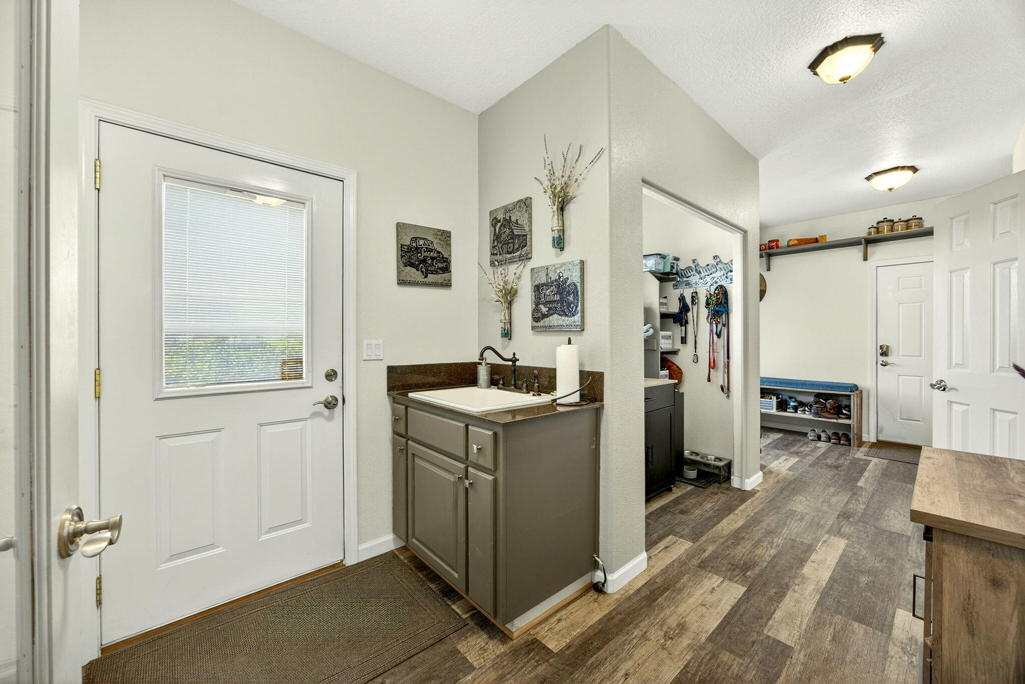 826 Oak Grove Road Medford, OR 97501 - Photo 23 of 69 ApxOG00075