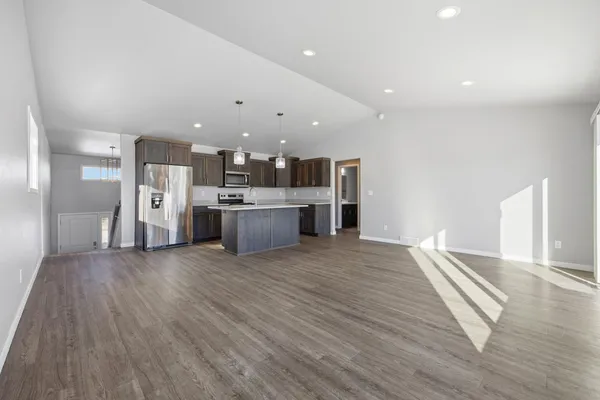 $399,000 | 946 Albert Drive West, West Fargo, ND 58078