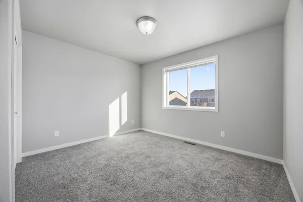 $399,000 | 946 Albert Drive West, West Fargo, ND 58078