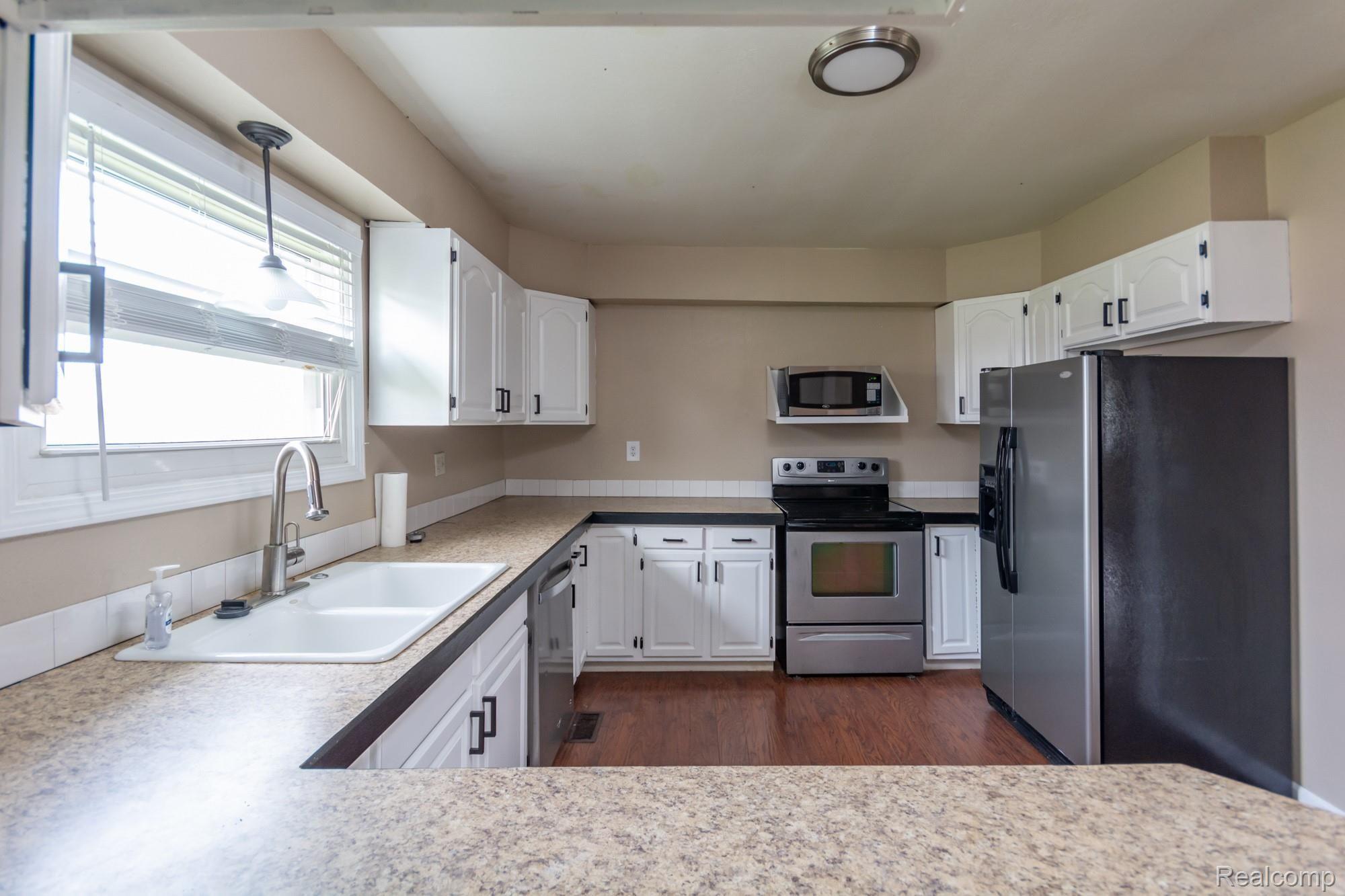 3801 Lansing Road Bancroft, MI 48414 - Photo 11 of 34 DSC_6458.jpg