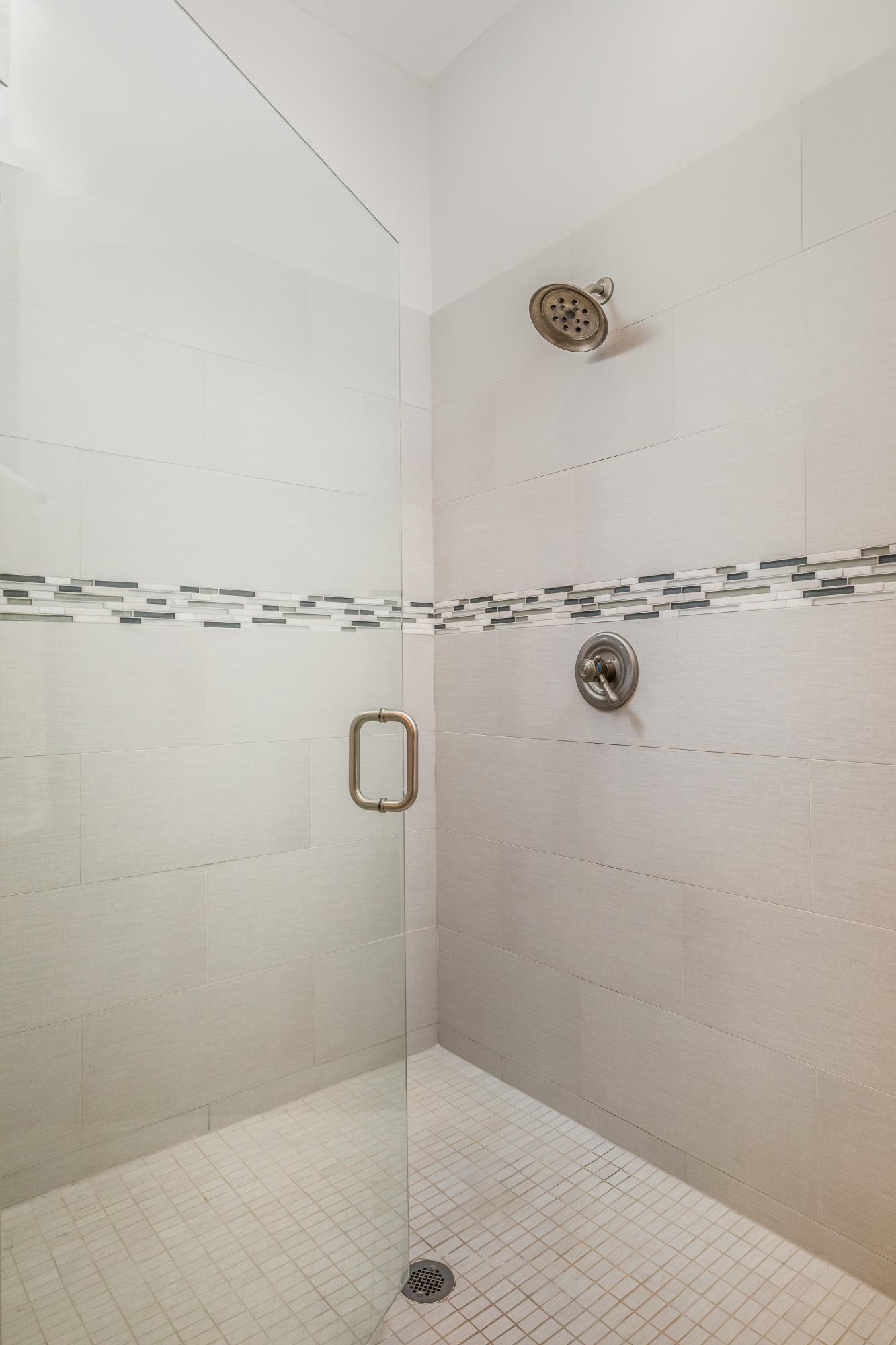 538 Chapman Road Ringgold, GA 30736 - Photo 16 of 48 Master Shower