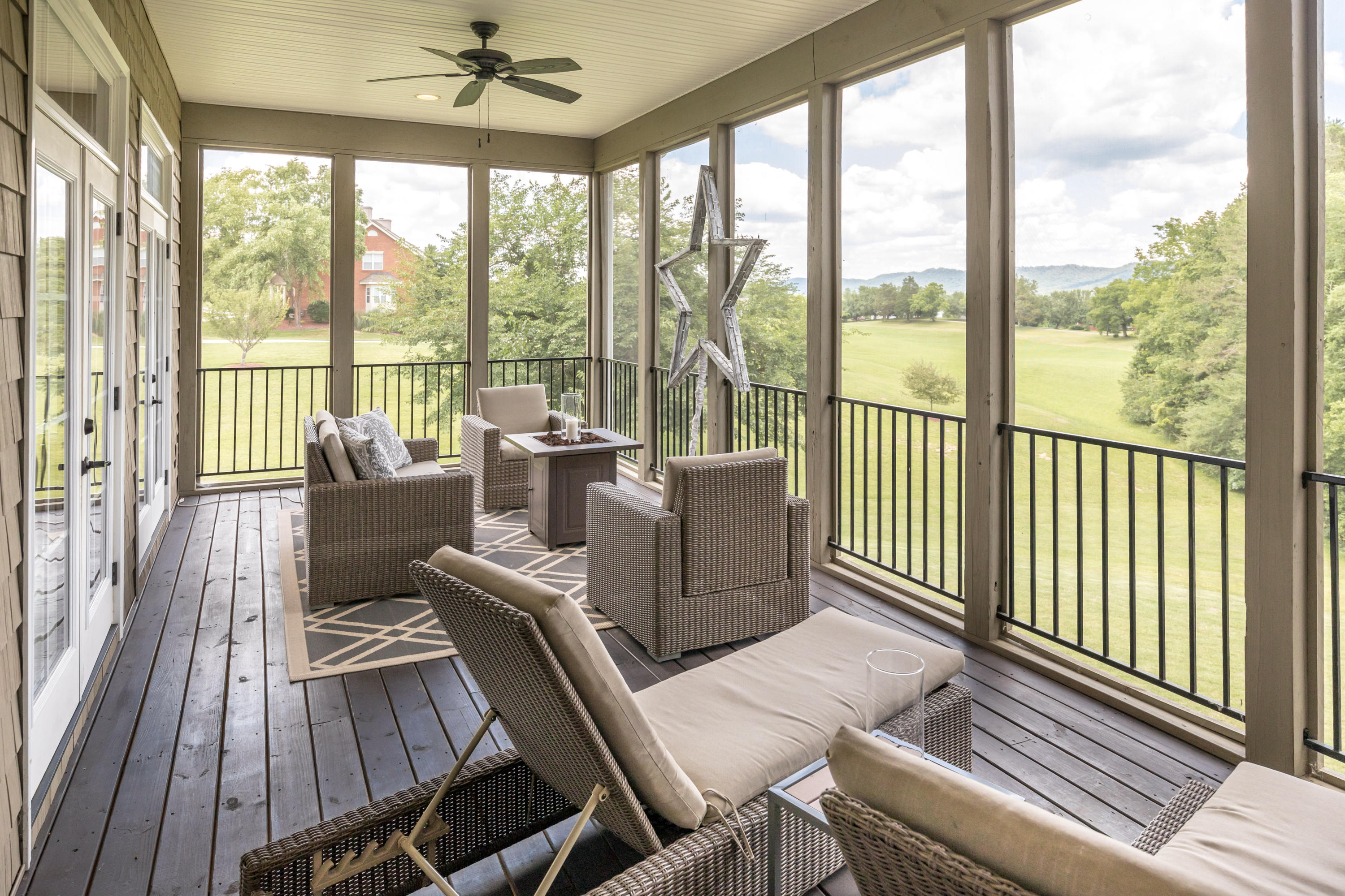 538 Chapman Road Ringgold, GA 30736 - Photo 34 of 48 Screened Deck