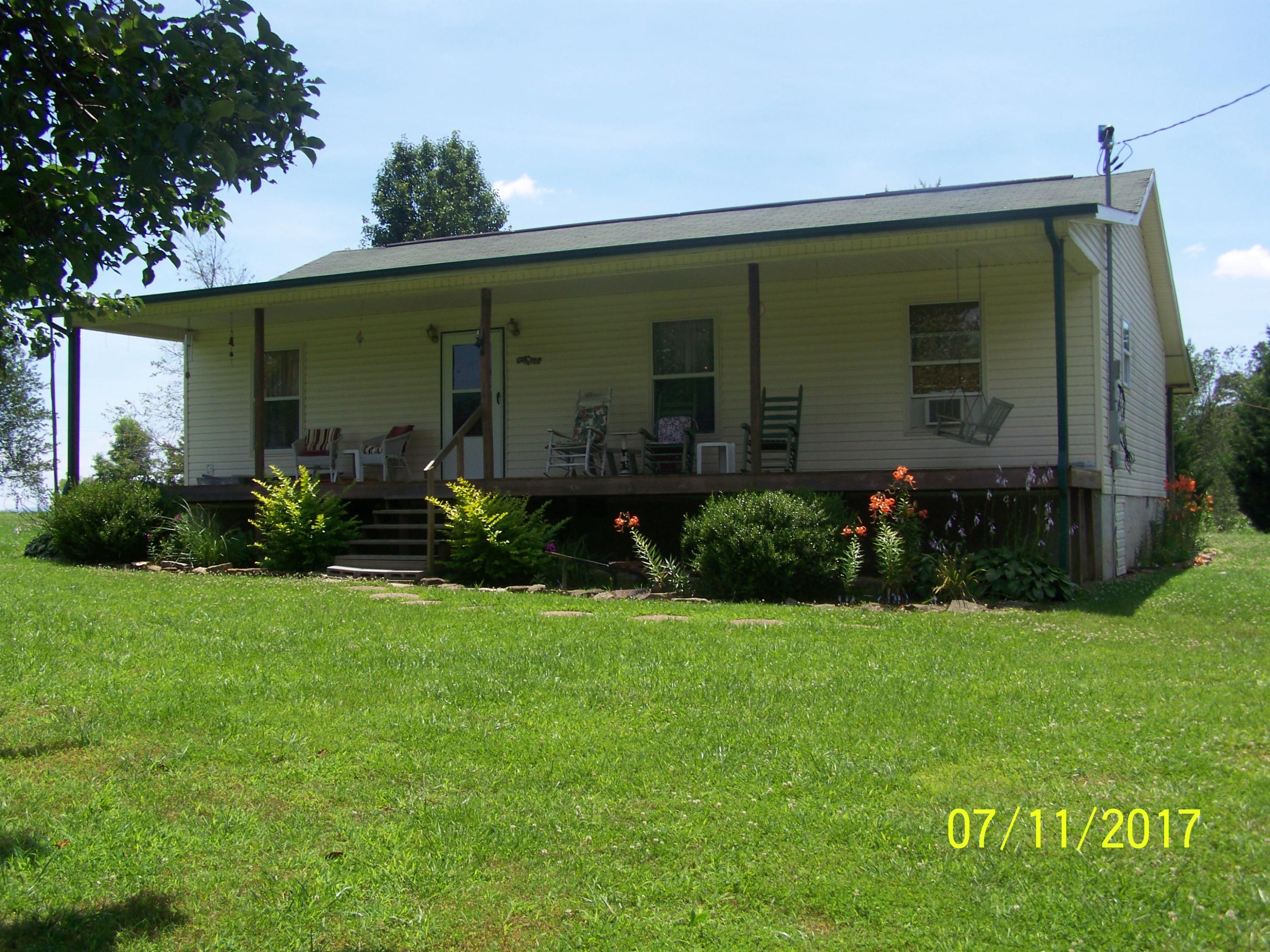 65 Rogers Road Crossville, TN 38571 - Photo 1 of 24 101_0588