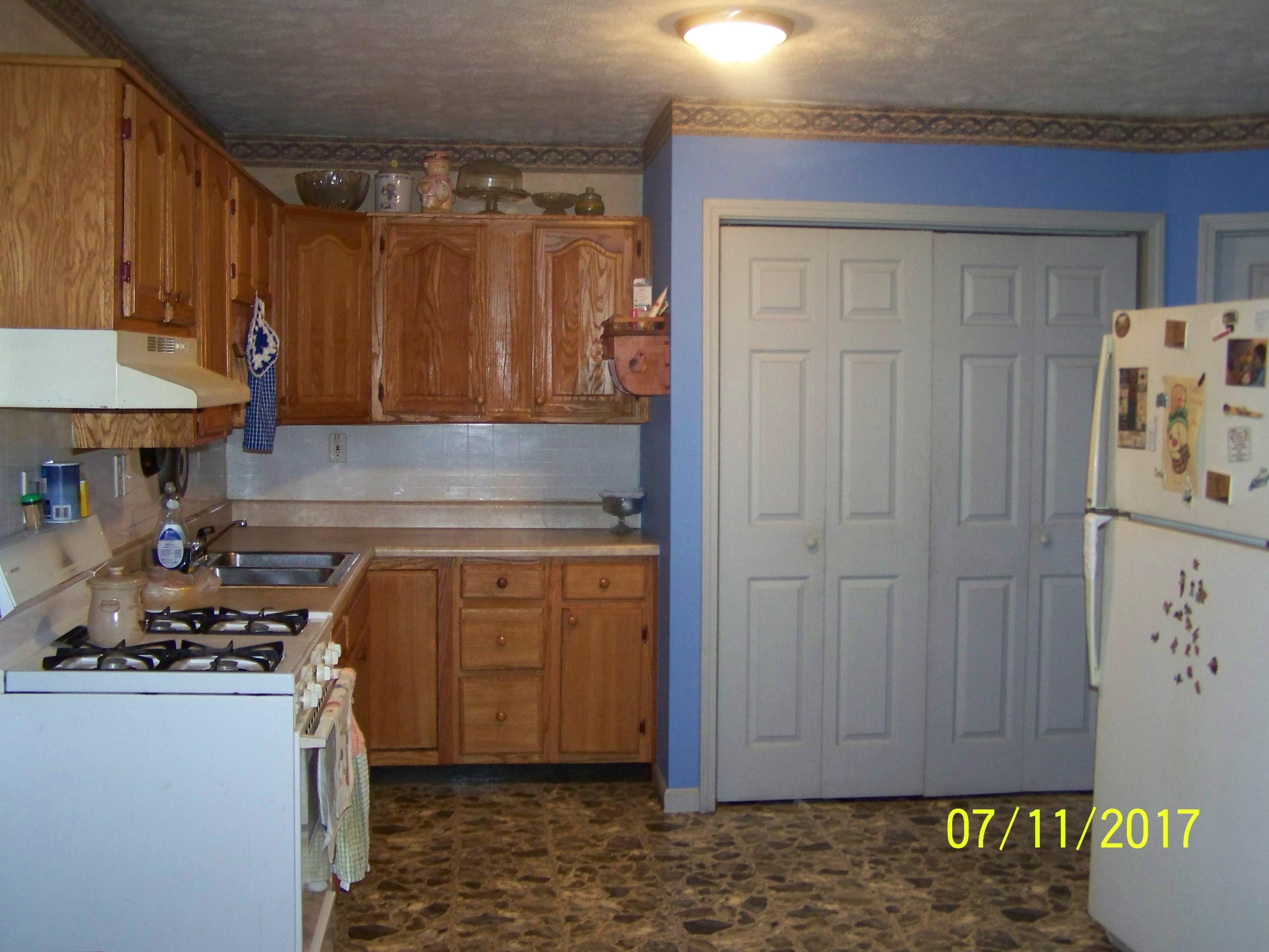 65 Rogers Road Crossville, TN 38571 - Photo 8 of 24 101_0580