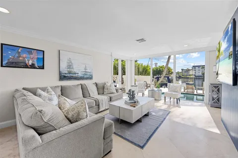$3,400,000 | 910 Jasmine Drive, Delray Beach, FL 33483