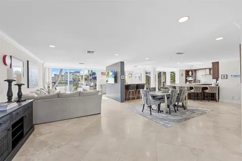 $3,400,000 | 910 Jasmine Drive, Delray Beach, FL 33483