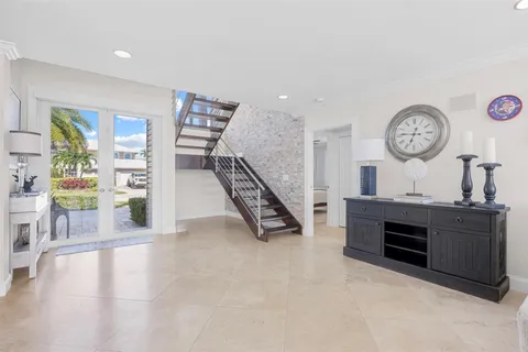 $3,400,000 | 910 Jasmine Drive, Delray Beach, FL 33483