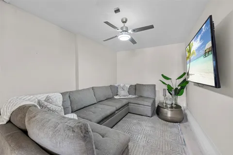 $3,400,000 | 910 Jasmine Drive, Delray Beach, FL 33483