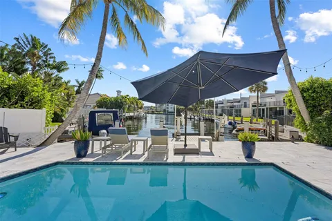 $3,400,000 | 910 Jasmine Drive, Delray Beach, FL 33483