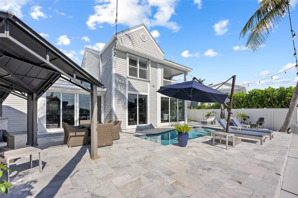 $3,300,000 | 910 Jasmine Drive, Delray Beach, FL 33483