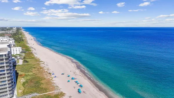 $3,300,000 | 910 Jasmine Drive, Delray Beach, FL 33483