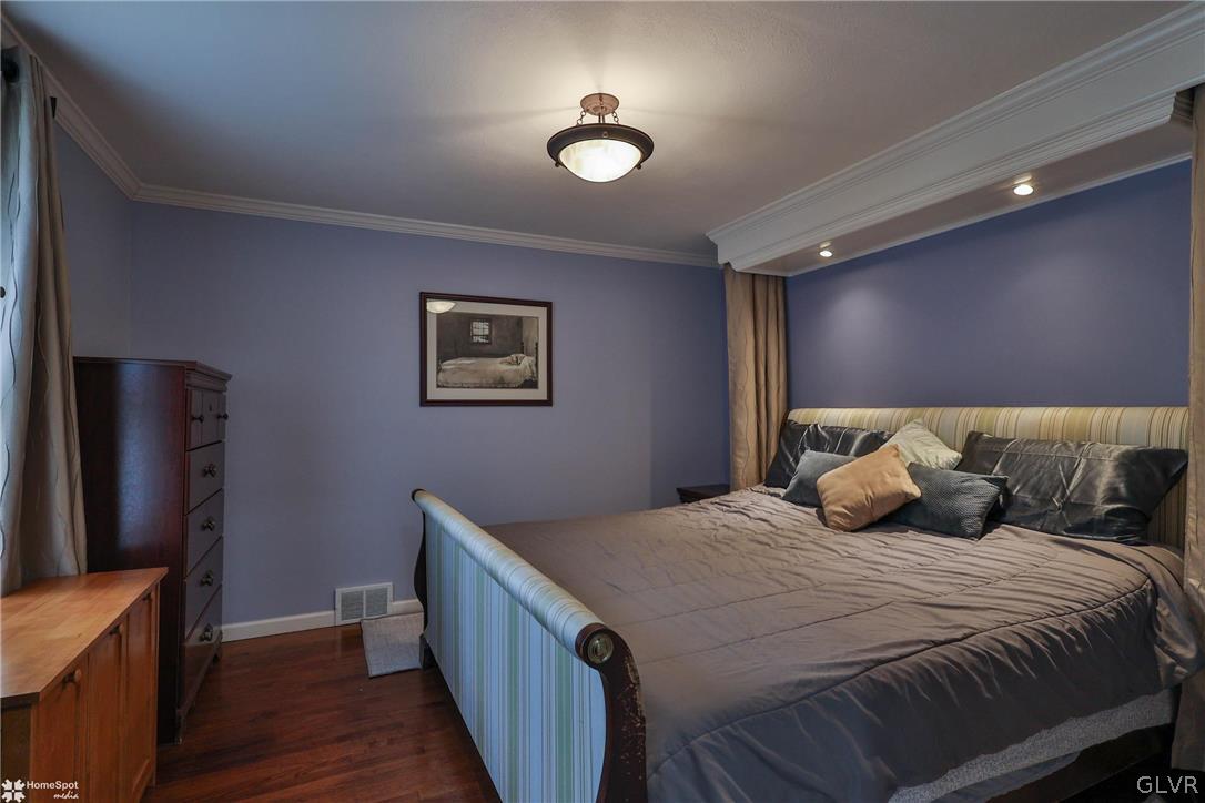 939 Juniper Road Hellertown, PA 18055 - Photo 31 of 49 Gallery Image 31