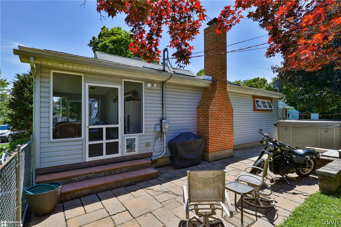 939 Juniper Road Hellertown, PA 18055 - Photo 41 of 49 Gallery Image 41