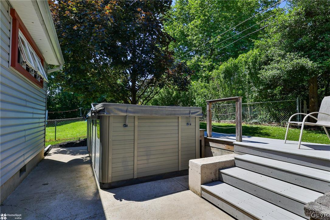 939 Juniper Road Hellertown, PA 18055 - Photo 43 of 49 Gallery Image 43