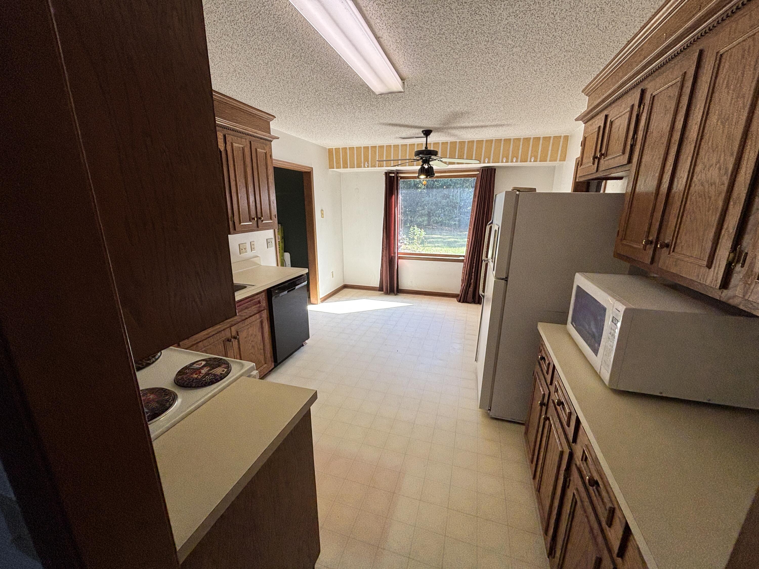 2425 Stadium Road Sumter, SC 29154 - Photo 12 of 24 Gallery Image 12