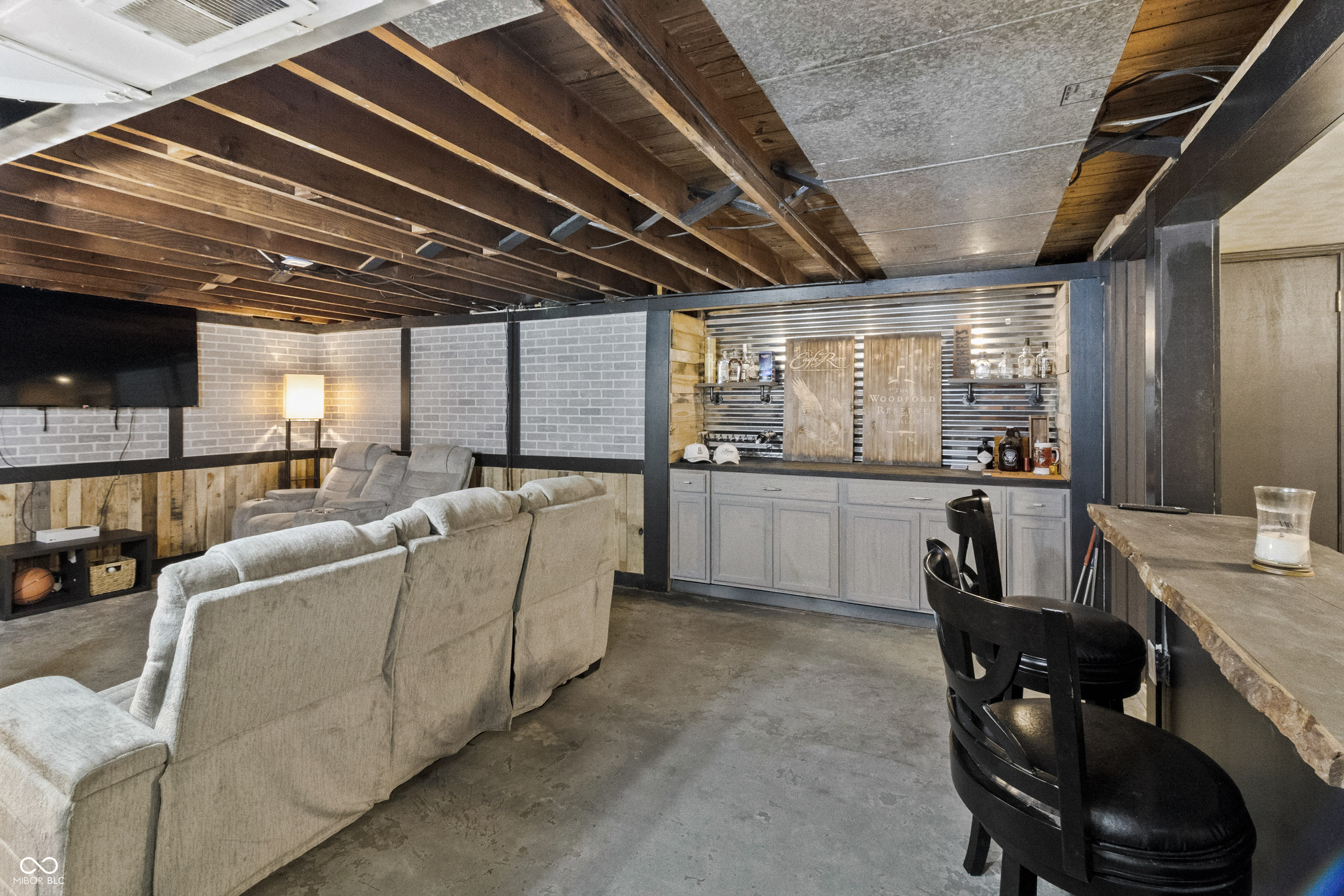 2113 East 65th Street Indianapolis, IN 46220 - Photo 16 of 41