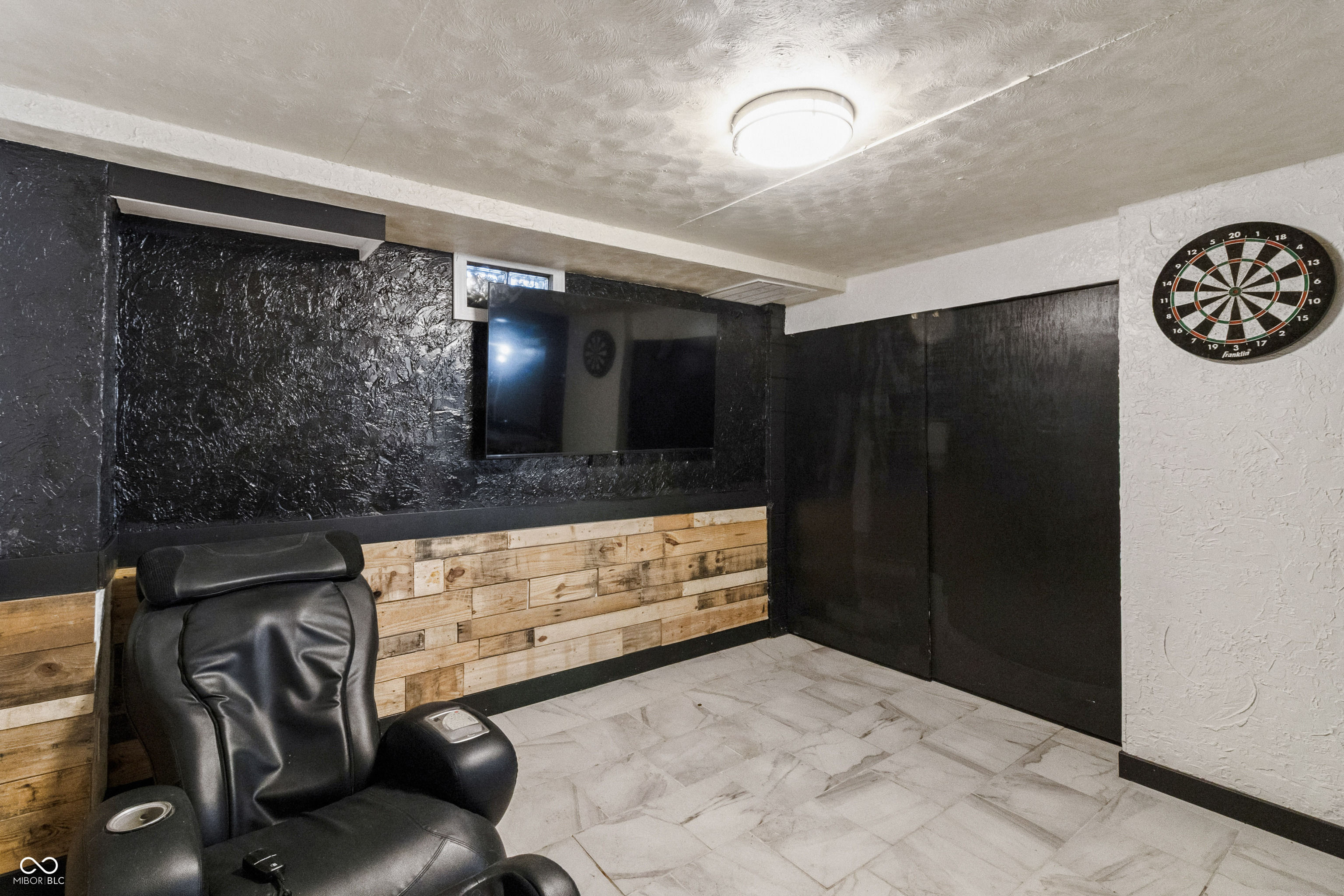 2113 East 65th Street Indianapolis, IN 46220 - Photo 24 of 41