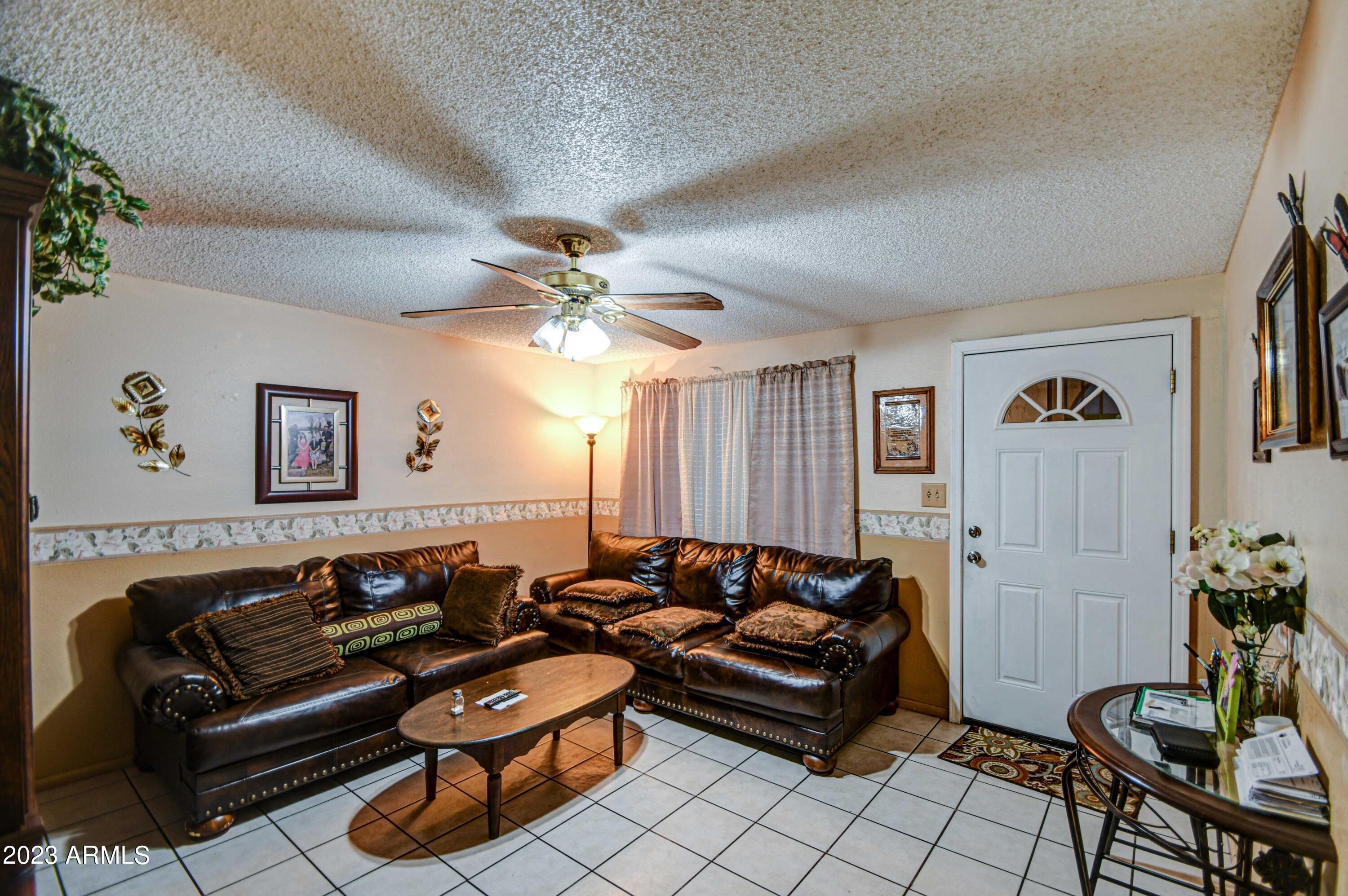 7101 West Granada Road Phoenix, AZ 85035 - Photo 5 of 33 Living Room 1
