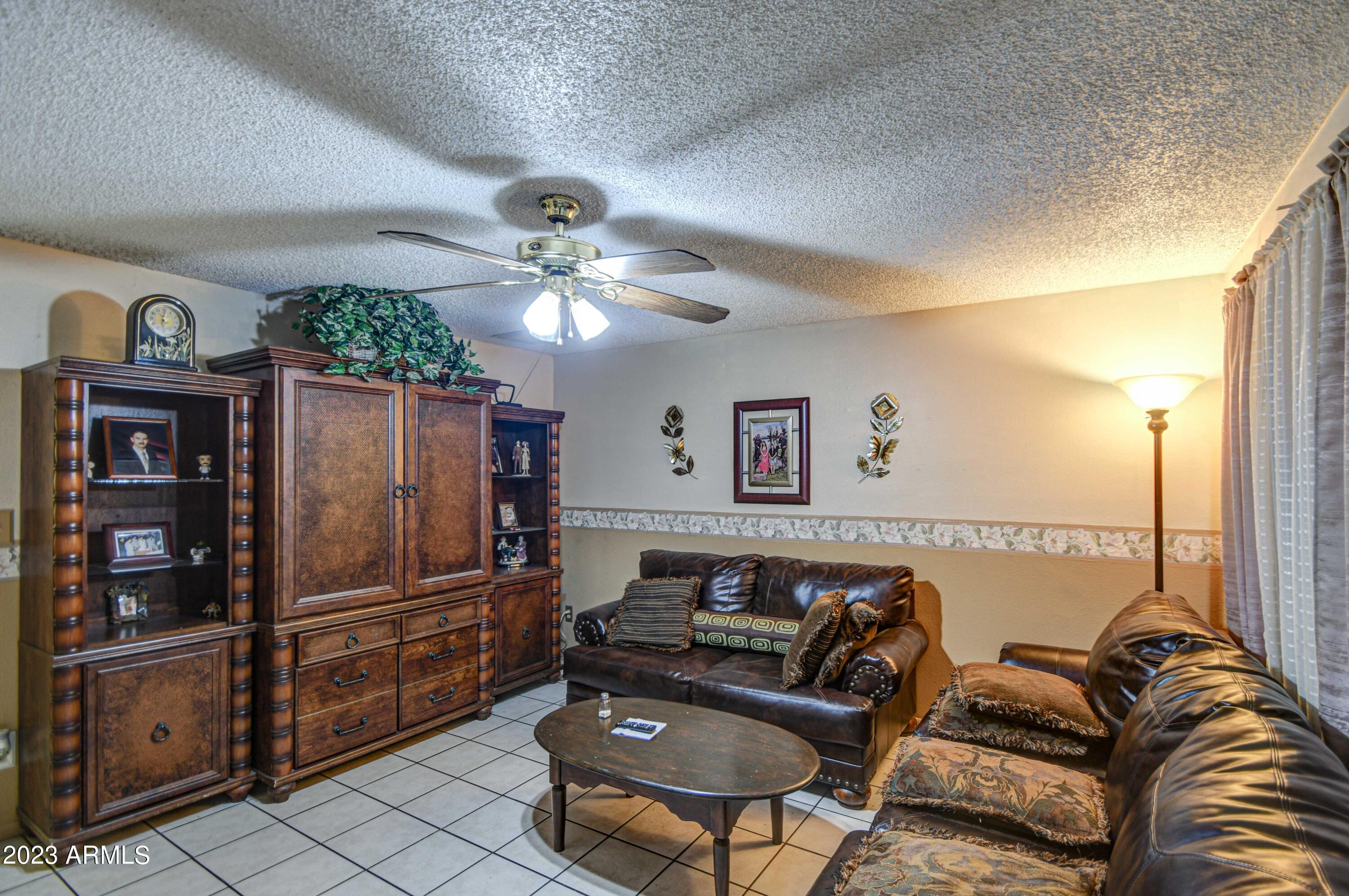 7101 West Granada Road Phoenix, AZ 85035 - Photo 7 of 33 Living Room 3