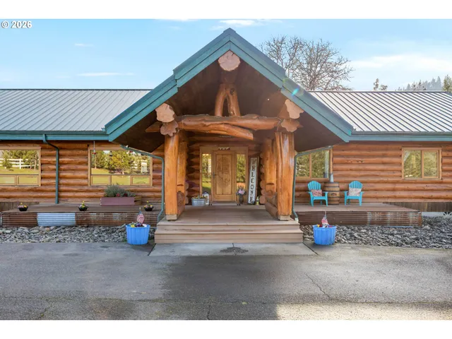 $680,000 | 125 Kestrel Lane, Roseburg, OR 97471